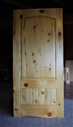 #13 Rustic plank & arched panel (pine)